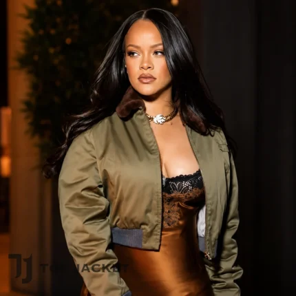Olive Green Cropped Aviator Jacket, Rihanna Inspired Women’s Bomber, Faux Fur Collar Y2K Military Jacket