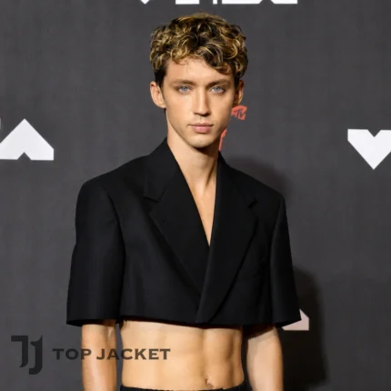 Troye Sivan Inspired Cropped Suit Jacket, Black Short Sleeve Blazer, Men’s Designer Crop Top, Celebrity Style Stage Concert Outfit